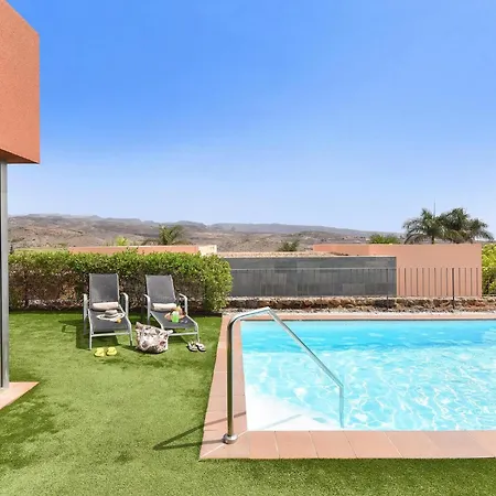 别墅 Salobre Golf Deluxe Luxury Retreat In Gran Canaria Private Outdoor Heatable Pool Bbq Facilities Shaded Outdoor Dining Area Salobre, 大加那利岛拉斯帕尔马斯
